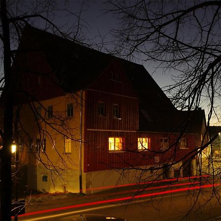 Gemuetliche Gaestezimmer In Einem Neu Sanierten Fachwerkhaus Leilighet Sachsenheim Eksteriør bilde