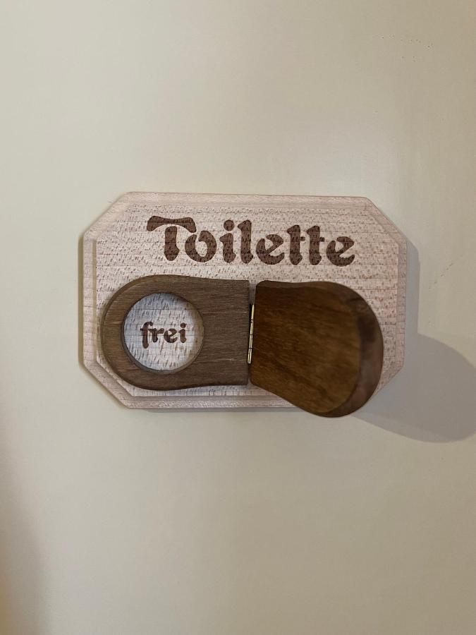 Gemuetliche Gaestezimmer In Einem Neu Sanierten Fachwerkhaus Sachsenheim Eksteriør bilde