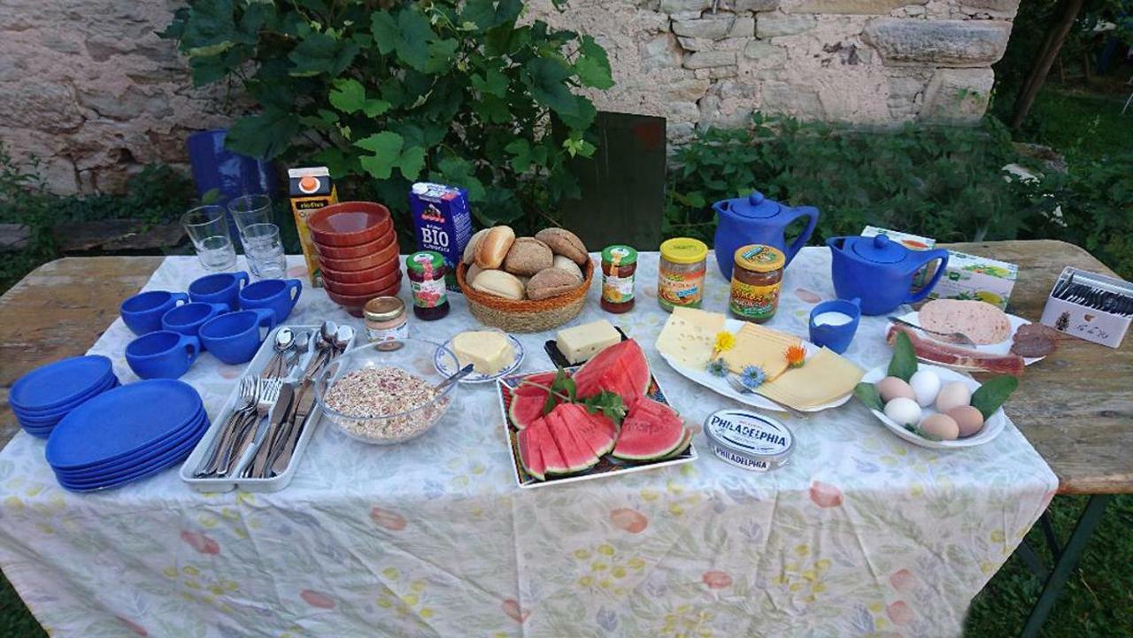 Gemuetliche Gaestezimmer In Einem Neu Sanierten Fachwerkhaus Sachsenheim Eksteriør bilde